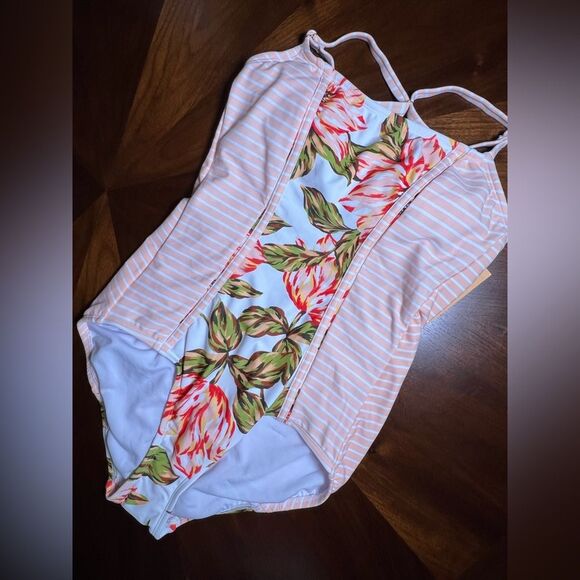 Kona Sol Striped & Floral Print Suit 🌺 Peach, white & green 🌺 size medium - Picture 9 of 10